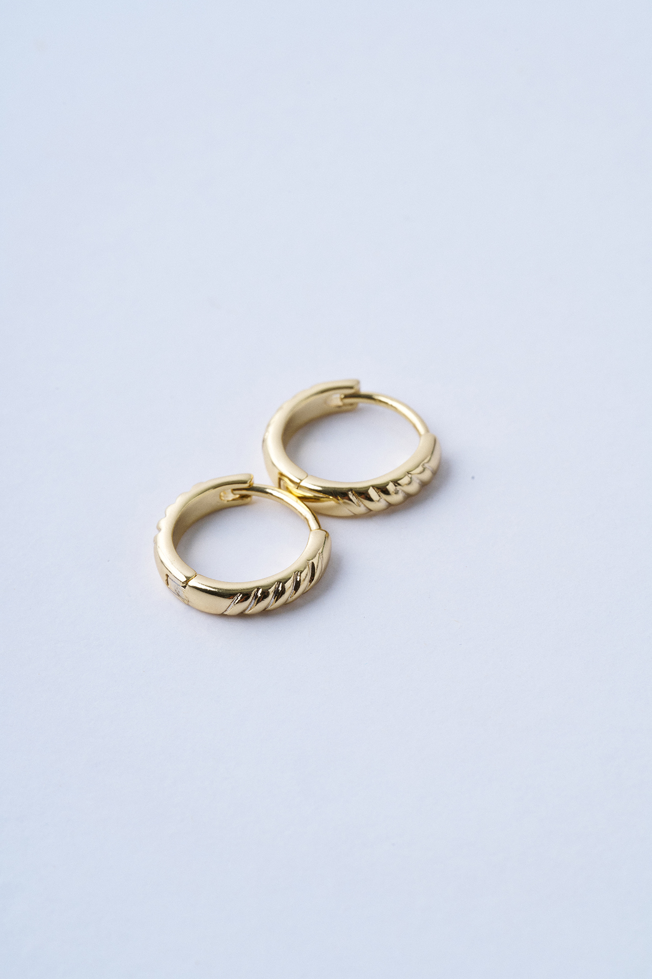 Crossly Çelik Küpe - Mirey (1)