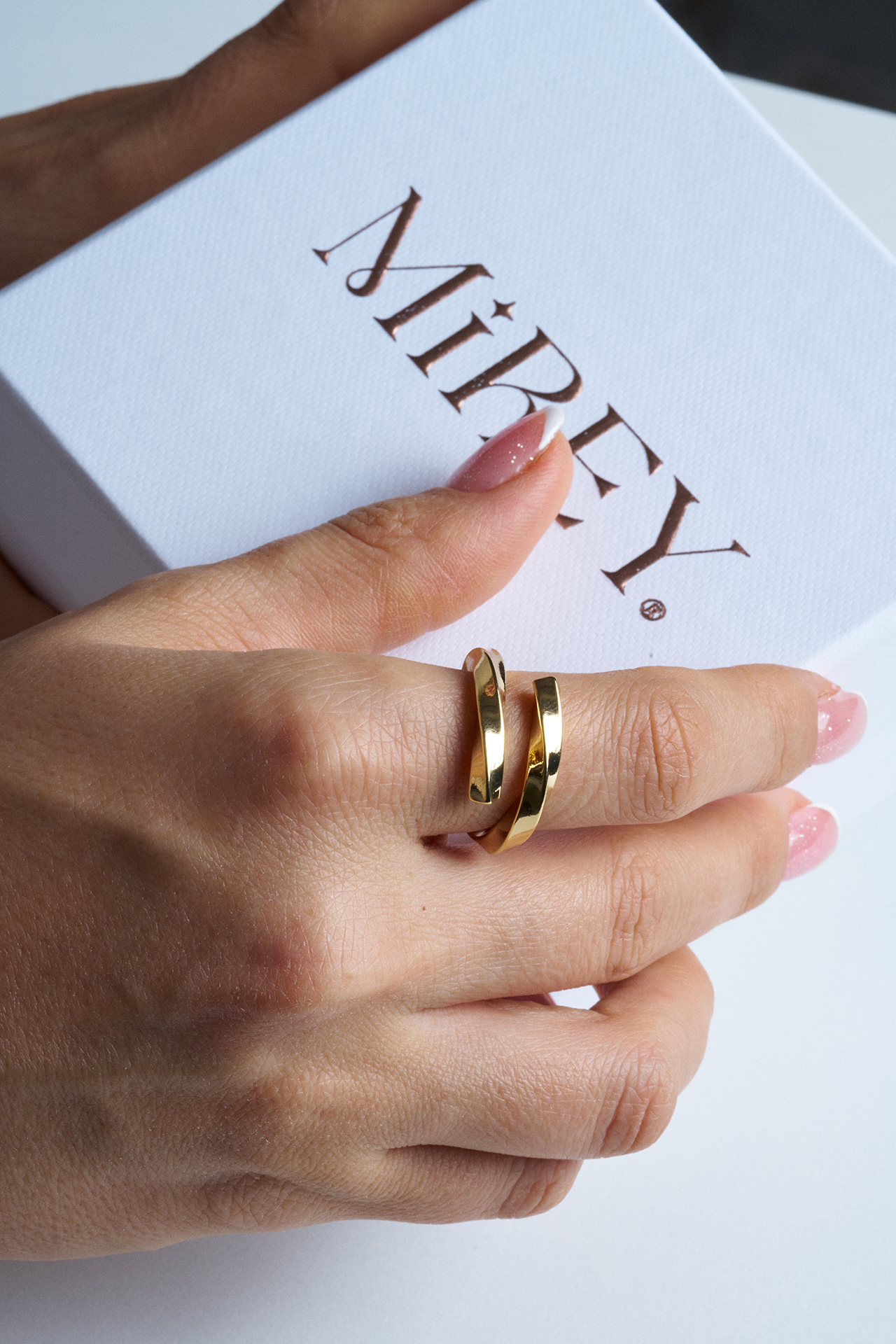 Frida Burgu Ayarlanabilir Çelik Yüzük - Mirey