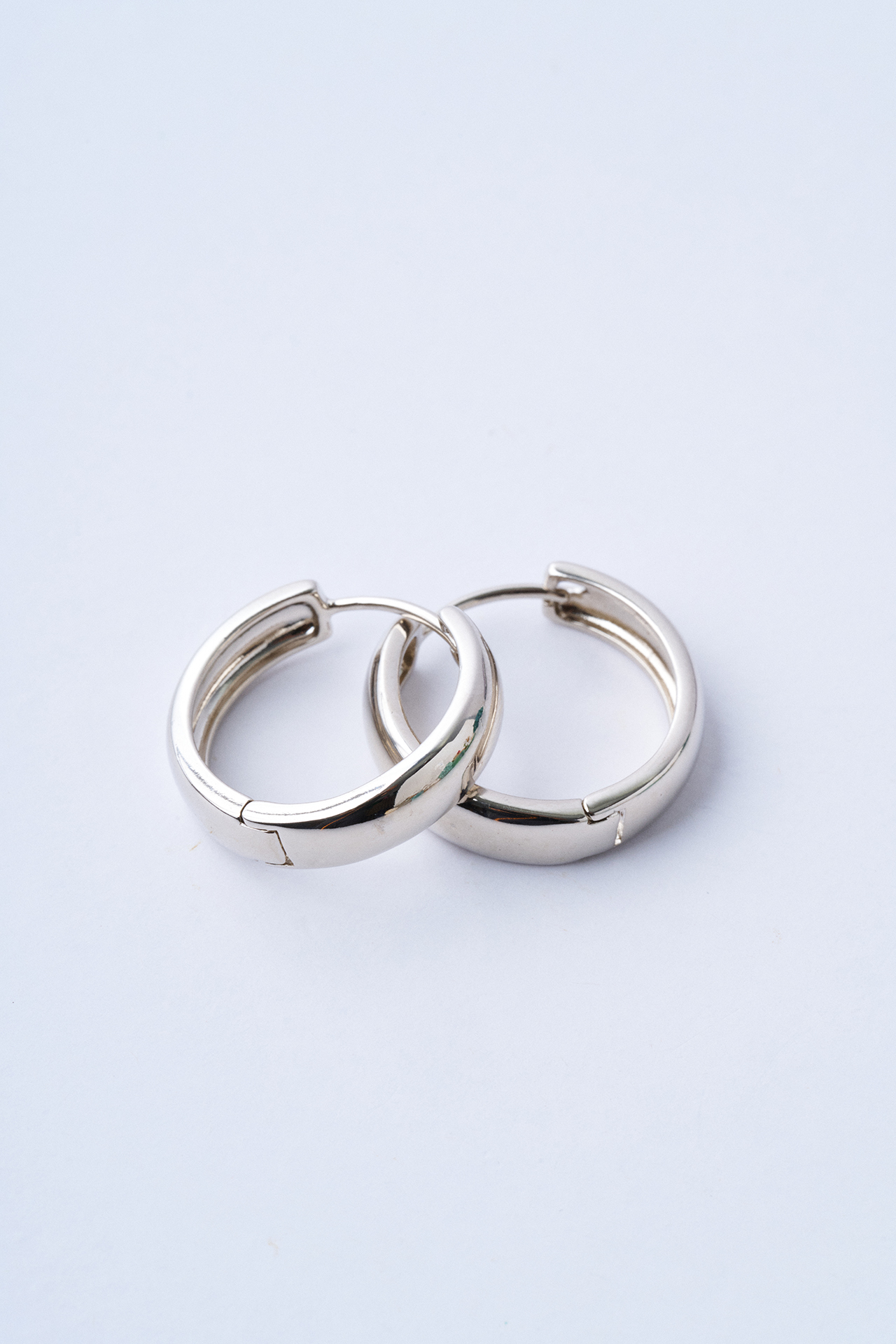 Lolla Oval Çelik Küpe - Mirey