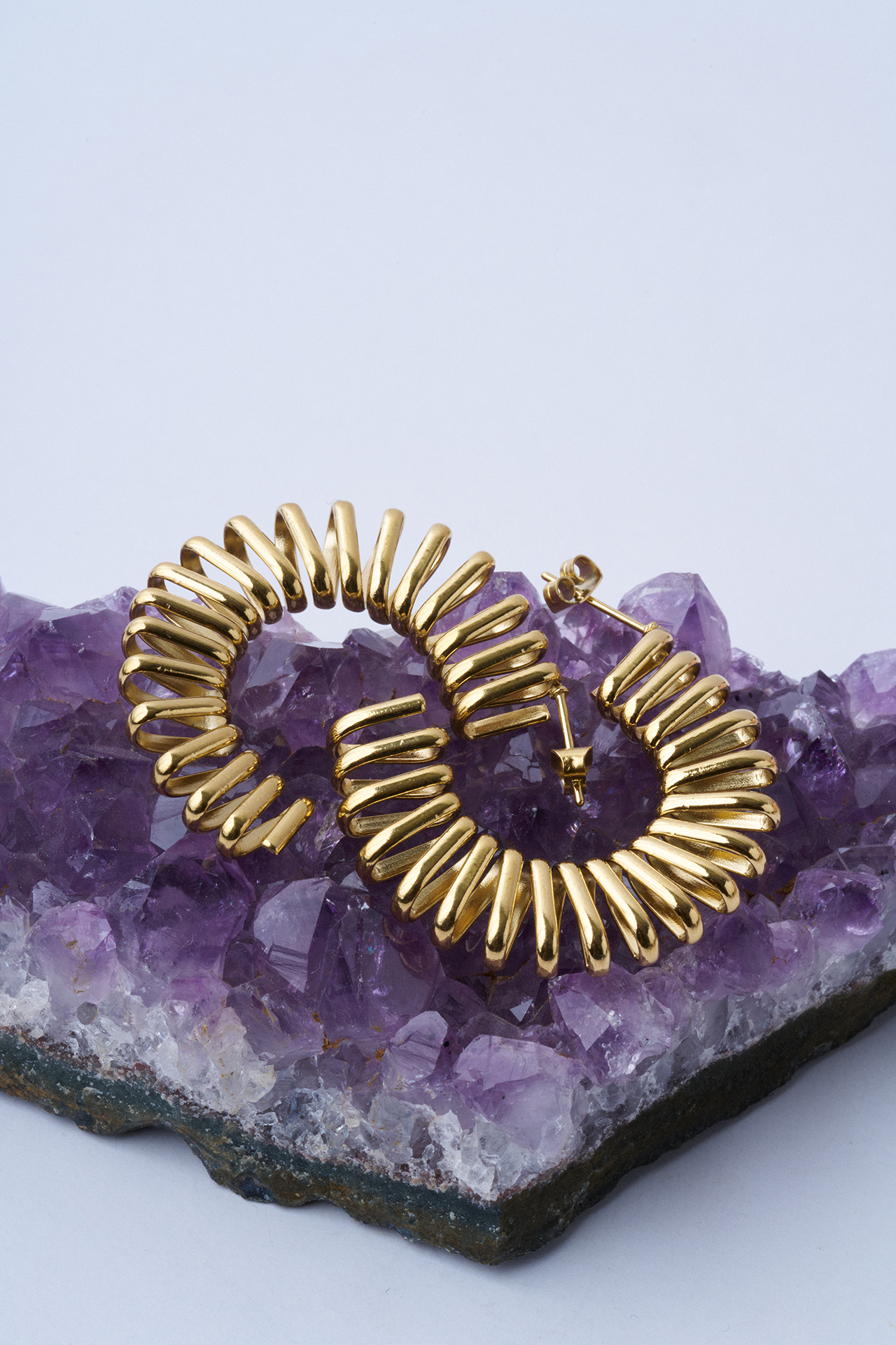 Oval Spring Gold Çelik Küpe - Mirey (1)