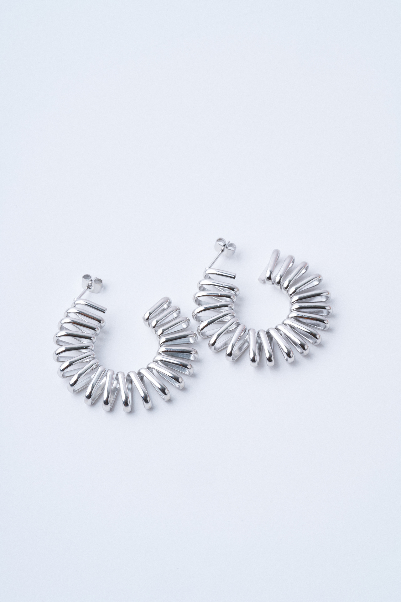 Oval Spring Silver Çelik Küpe - Mirey (1)