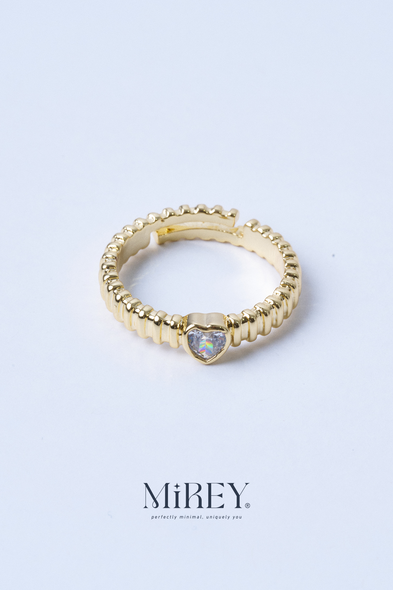 Taş Kalpli Gold Ayarlanabilir Çelik Yüzük - Mirey