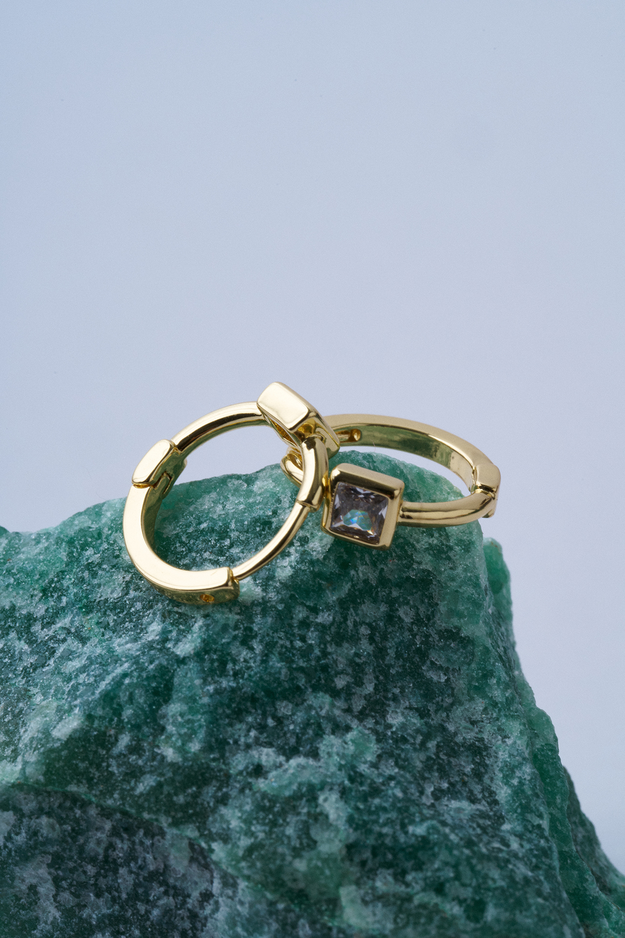 Tektaşlı Oval Çelik Küpe - Mirey (1)